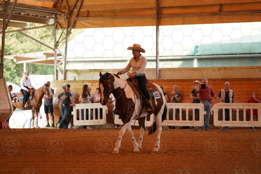 s_A_909117.JPG